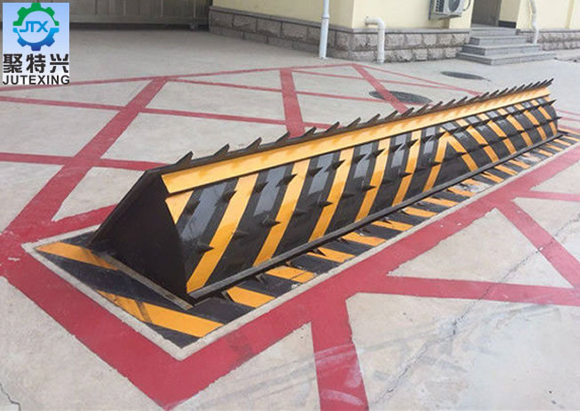 監(jiān)獄專用路障機